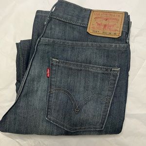 LEVI’s 514 Jeans